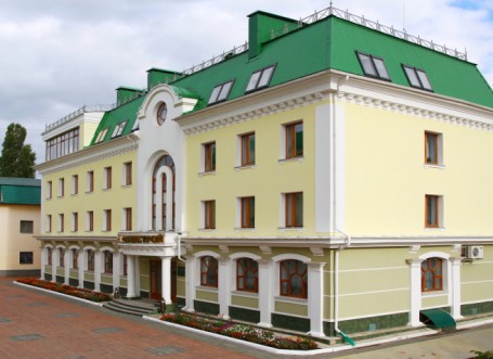 Административное здание ОАО «Орелстрой» на площади Мира в г. Орле