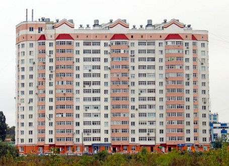 Индивидуальный монолитный 14-ти этажный жилой дом с крышной котельной по ул. Полесская, 57 в г. Орле